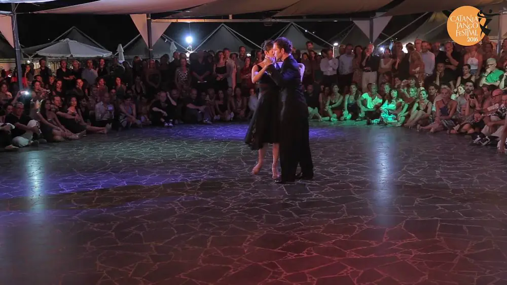 Video thumbnail for Catania Tango Festival 2016 - Joachim Dietiker, Michelle Marsidi (3/3)