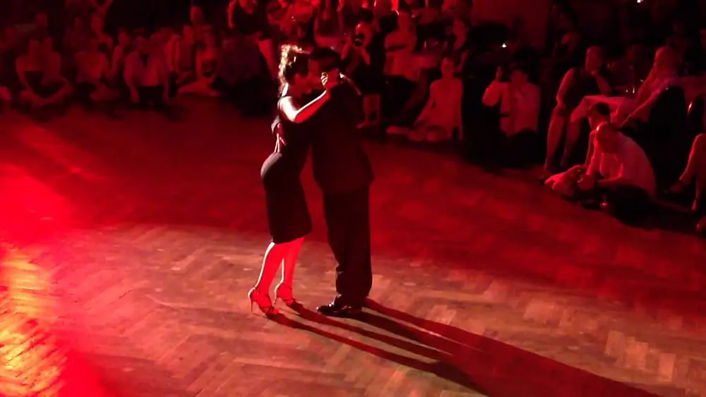 Video thumbnail for Carlitos Espinoza y Noelia Hurtado 2/4
