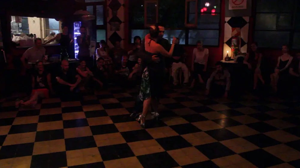 Video thumbnail for Alejandro Lenares y Marisol Morales - 7/3/2017 - La María 1/4