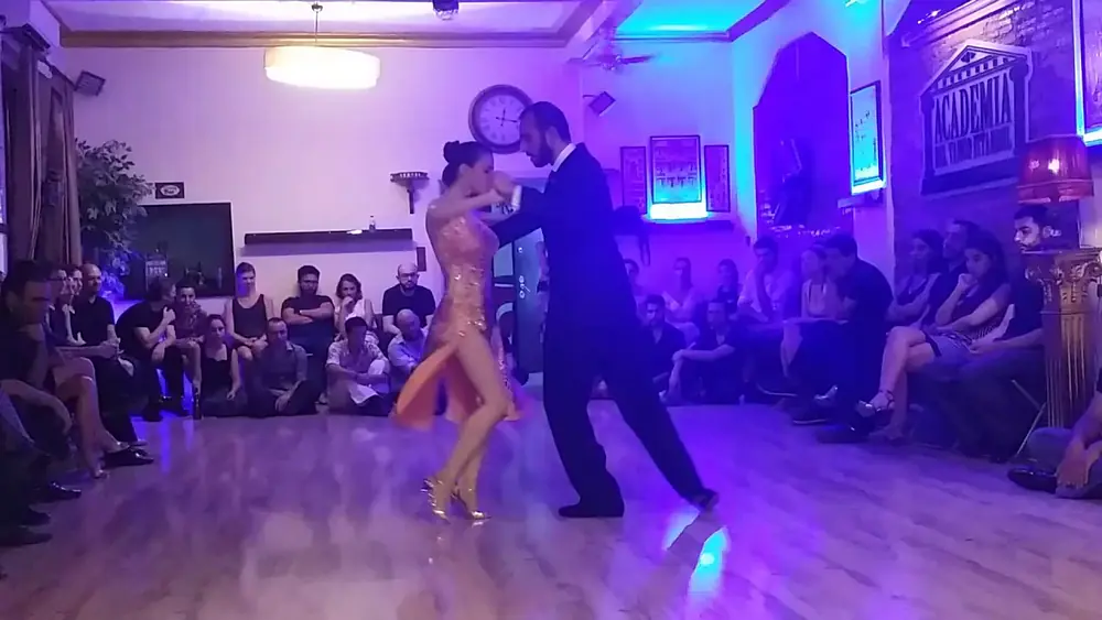 Video thumbnail for Gözde Nur Yüceer & Kadir Yüceer - 4 - Para Bailar