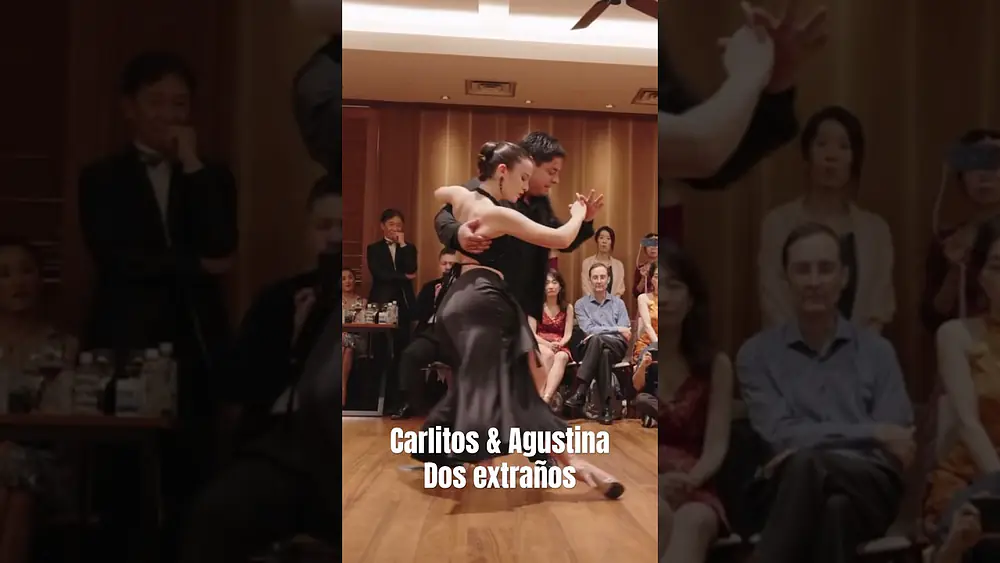 Video thumbnail for Carlitos & Agustina Dos Extraños Argentine Tango #アルゼンチンタンゴ #탱고 #shorts #tango #argentinetango #タンゴ