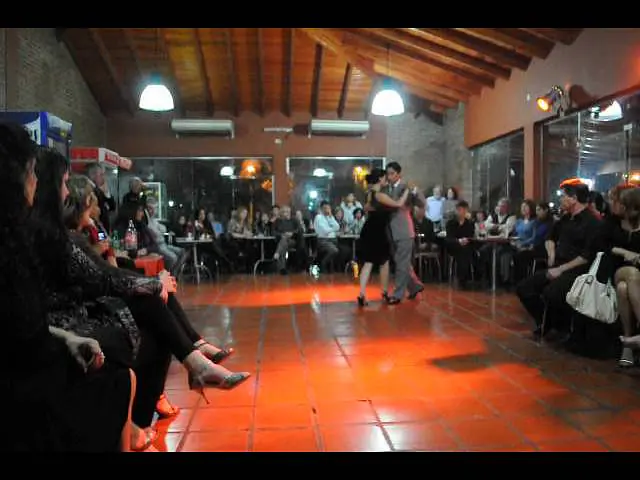 Video thumbnail for Julieta Qüesta y Raúl Choque bailan en Villa Dolores 2012 -El Recodo (Rodolfo Biagi)