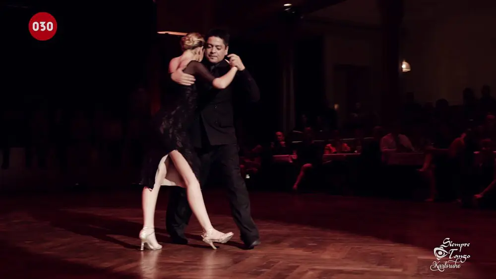 Video thumbnail for Noelia Hurtado y Carlitos Espinoza, Karlsruhe Tango Festival 2016,   5/5