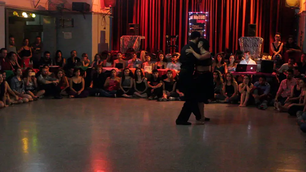 Video thumbnail for Dana Frígoli y Adrián Romeo Ferreyra - 6/2/2017 - El Motivo Tango 3/4