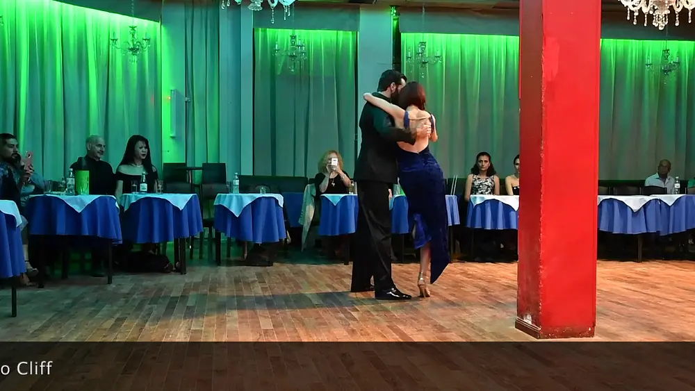 Video thumbnail for Carla Bianchi y Andrea Dedo en Porteño y Bailarin -1