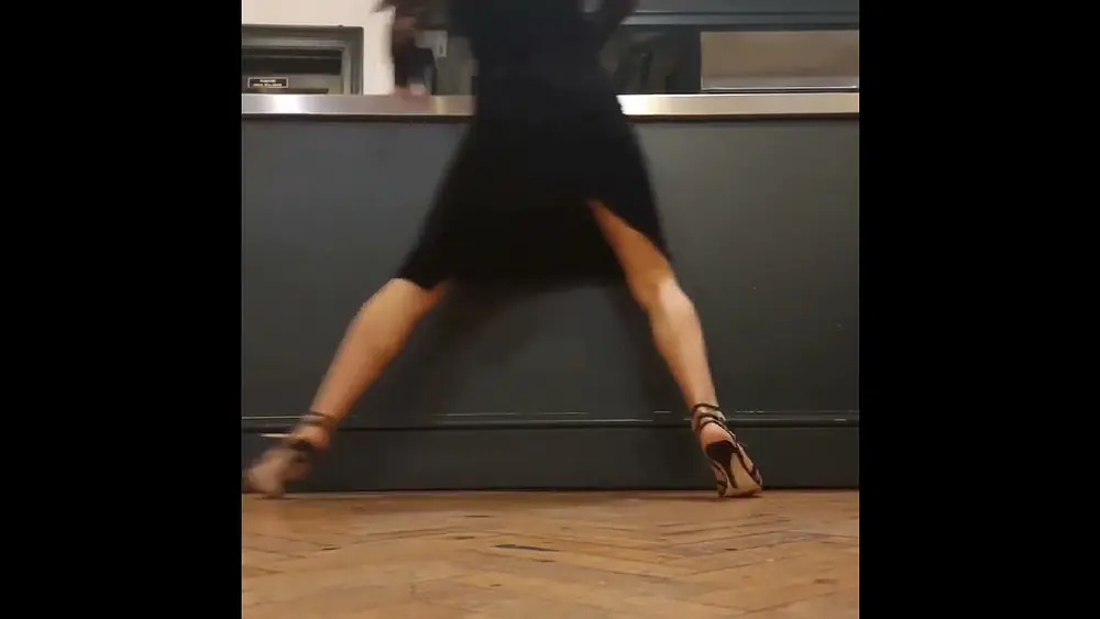 Video thumbnail for Tango Shoes REGINA Recoleta Twins model dance on Paula Duarte