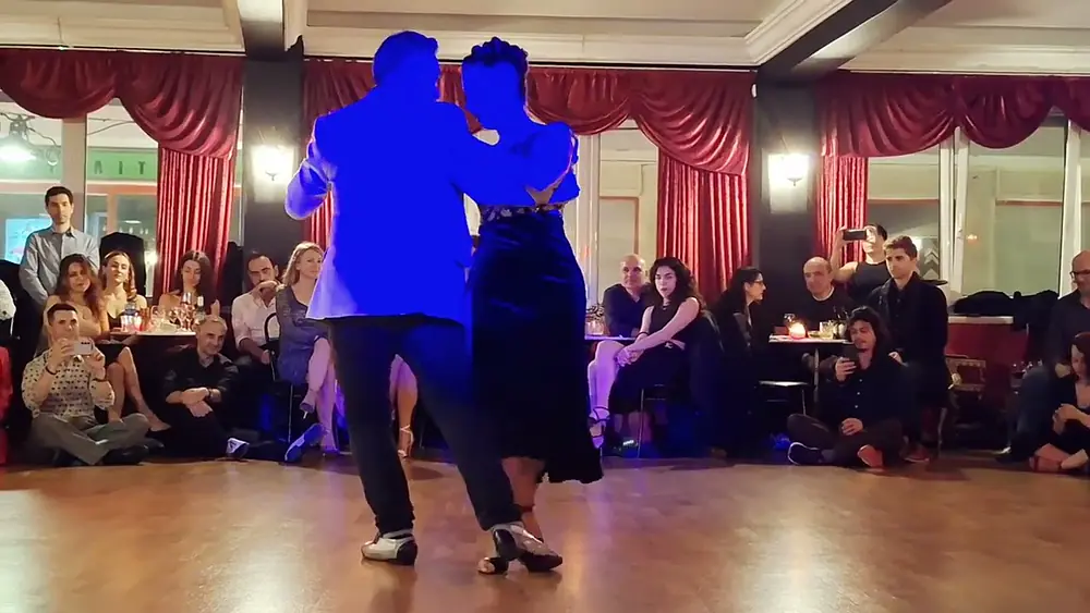 Video thumbnail for Alejandro Larenas & Marisol Morales Vals 3/5 Academia del tango Grecia