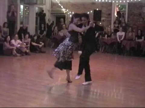 Video thumbnail for Esteban Cortez y Evelyn Rivera - El Puntazo by Juan D'Arienzo