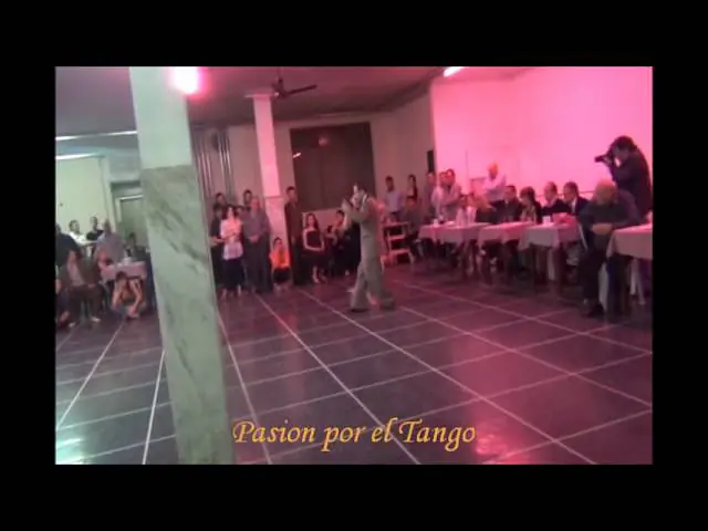 Video thumbnail for CRISTINA SOSA y DANIEL NACUCCHIO bailando la milonga MANO BRAVA en FLOREAL MILONGA