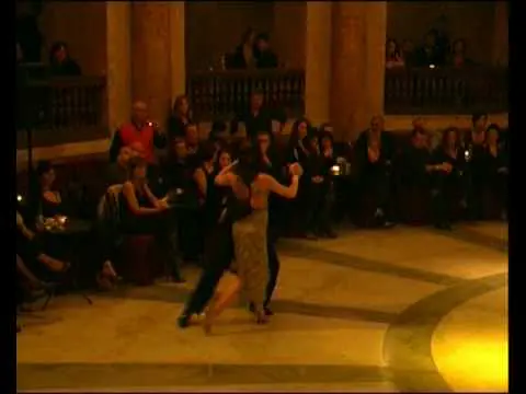 Video thumbnail for Osvaldo  Zotto y Gisela  Avanzi al Salone Margherita di Napoli