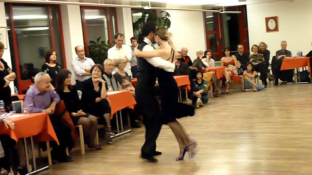 Video thumbnail for Rodrigo Rufino & Gisela Passi, milonga