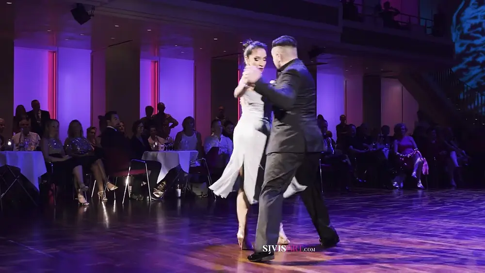 Video thumbnail for Jonathan Saavedra & Clarisa Aragon 1/4. Baden-Baden Tango Festival, 11th November 2023