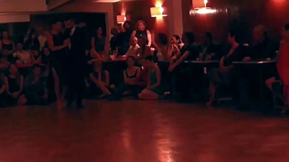 Video thumbnail for Moira Castellano y Javier Rodriguez - milonga