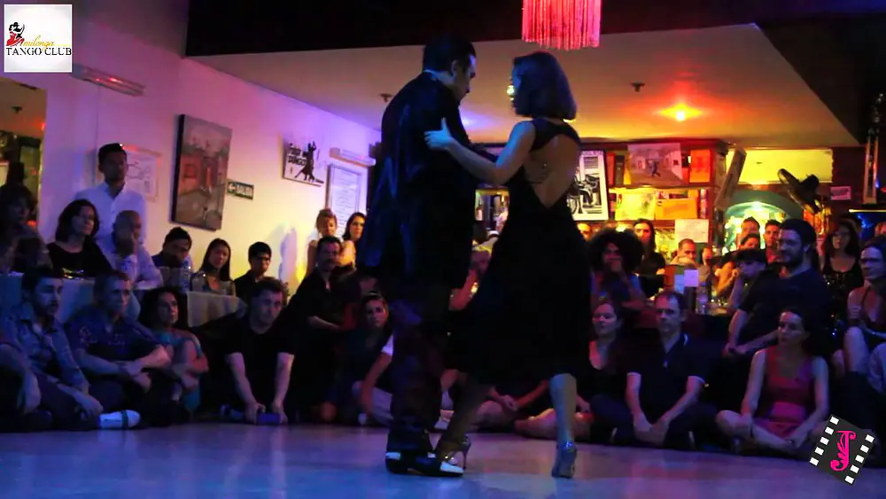 Video thumbnail for MARIANO FRUMBOLI Y JUANA SEPULVEDA en el Tango Club 02/05