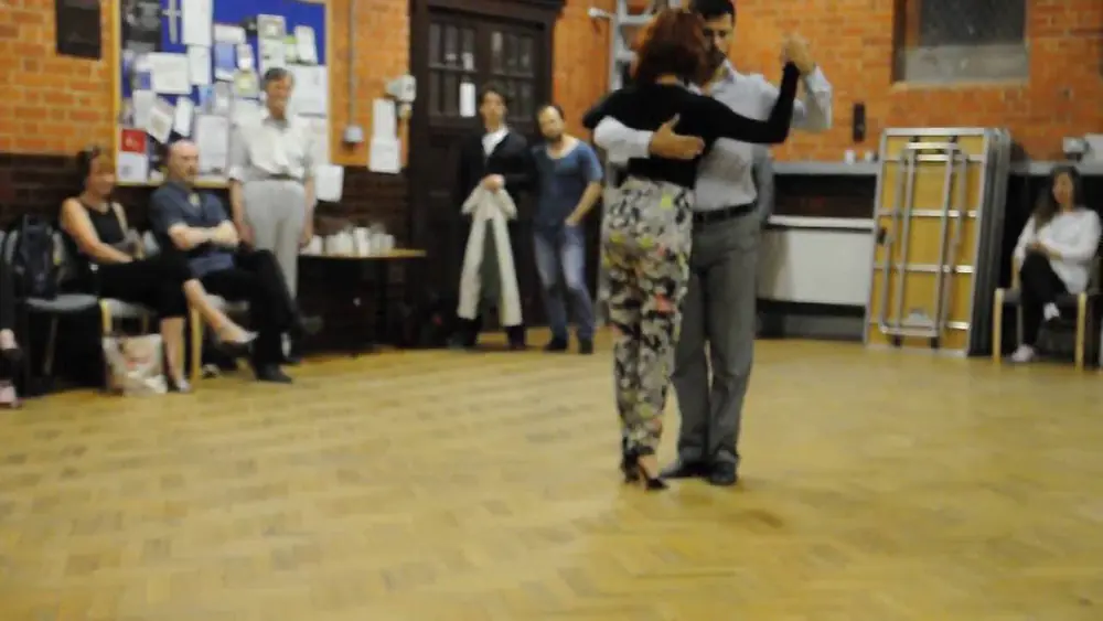 Video thumbnail for Cristian Petitto & Alexandra Wood at Reading Tango Club