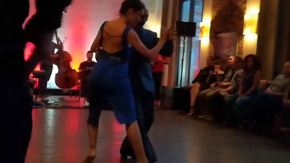 Video thumbnail for Javier Antar y Patrice Porakova con El Cachivache, Buscandote en Praga 2018