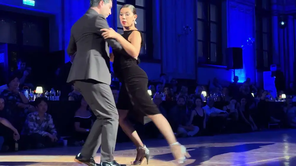 Video thumbnail for DANTE SANCHEZ Y ROXANA SUAREZ QUIERO VERTE TANGO FESTIVAL 2024 " Nocturno a Mi Barrio"