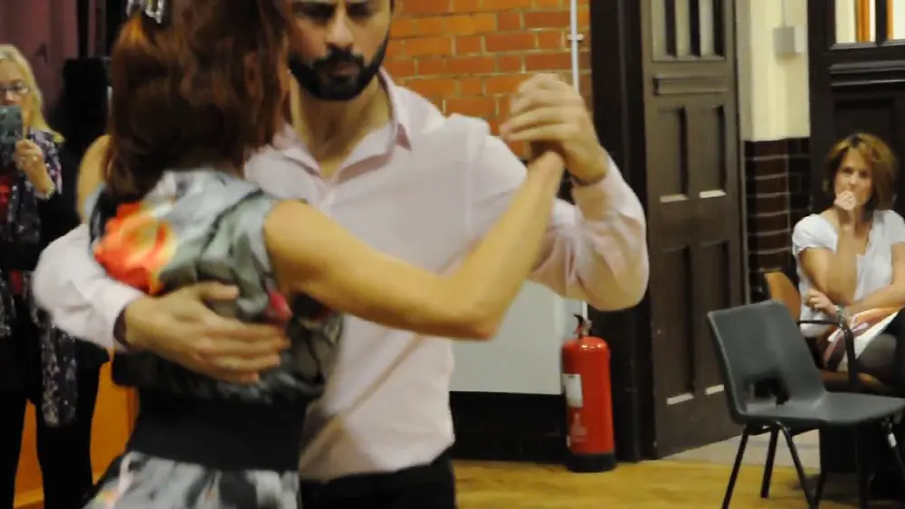 Video thumbnail for Vals Classes with Cristian Petitto & Alexandra Wood at Reading Tango Club