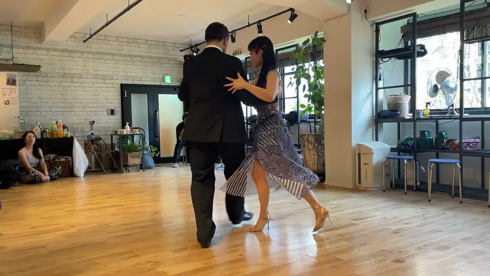 Video thumbnail for Leandro Haeder&Sumire Muramoto Tango performance -4/4-  A Mi Madre