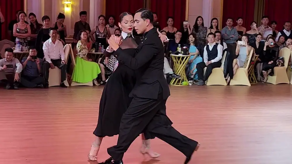 Video thumbnail for Suyay Quiroga & Jonny Carvajal at Quanzhou ( China) Tango Festival no. 4