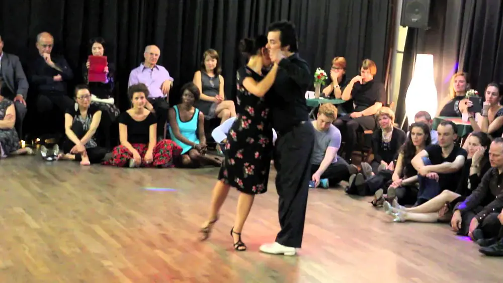 Video thumbnail for Céline Giordano y Alexis Quezada à Esta Noche de Luna, Paris 31/10/2015