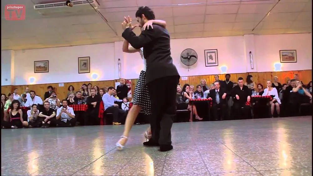 Video thumbnail for JAVIER RODRIGUEZ Y ANDREA MISSE Milonga La Baldosa 4-4, http://prischepov.ru