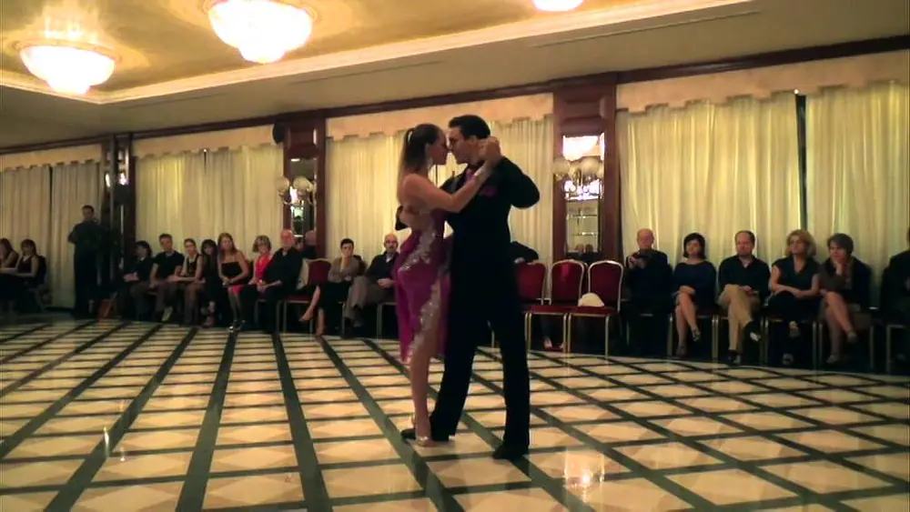 Video thumbnail for Andrea Vighi e Chiara Benati - Hotel Carlton - 28 dicembre 2013