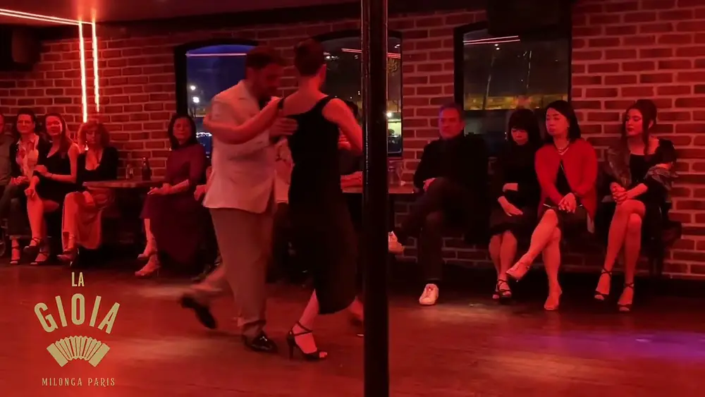 Video thumbnail for Show de Aurore Chadoin et Emanuel Orlando à la Milonga LA GIOIA 1/4
