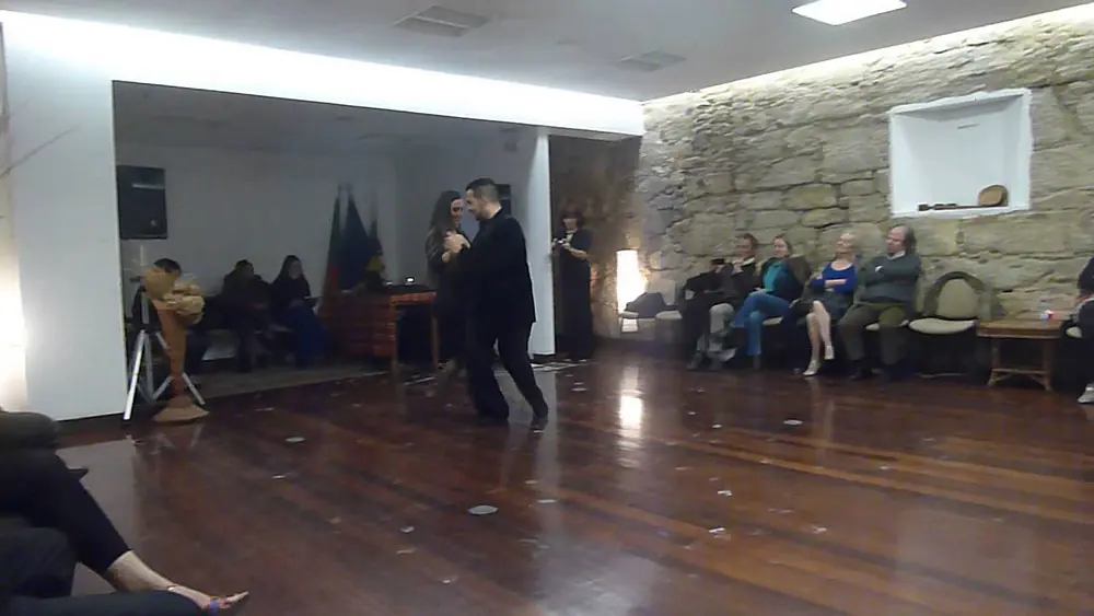 Video thumbnail for NELSON PINTO E ISABEL COSTA NA MILONGA PUERTO NUEVO - 2/4