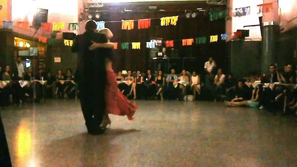 Video thumbnail for Analia Carreño y Luis Ramirez en El Motivo, 9/9/2013