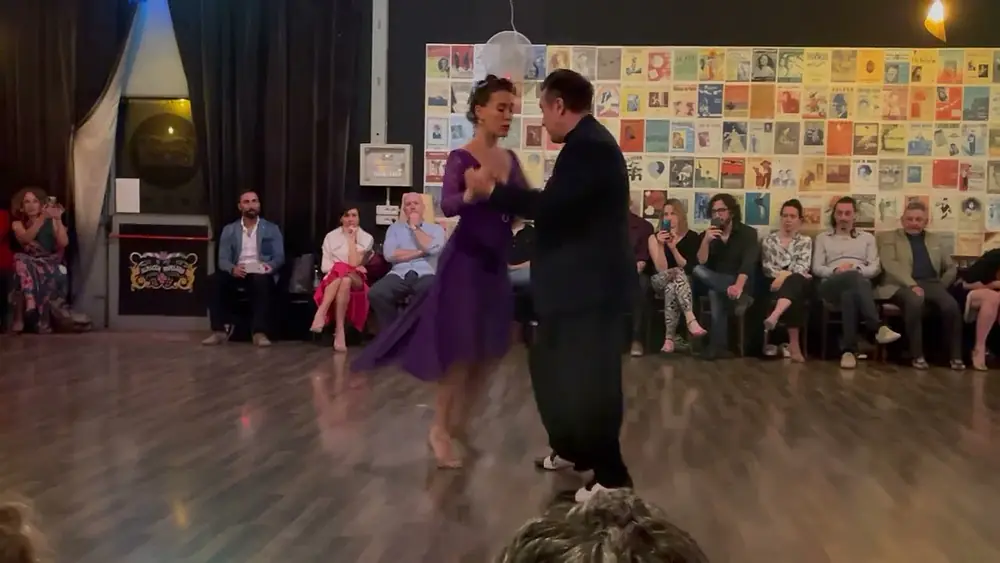 Video thumbnail for VAMOS! - CARLOS DI SARLI Y SU ORQUESTA TIPICA - JUANA SEPULVEDA & CHICHO FRUMBOLI