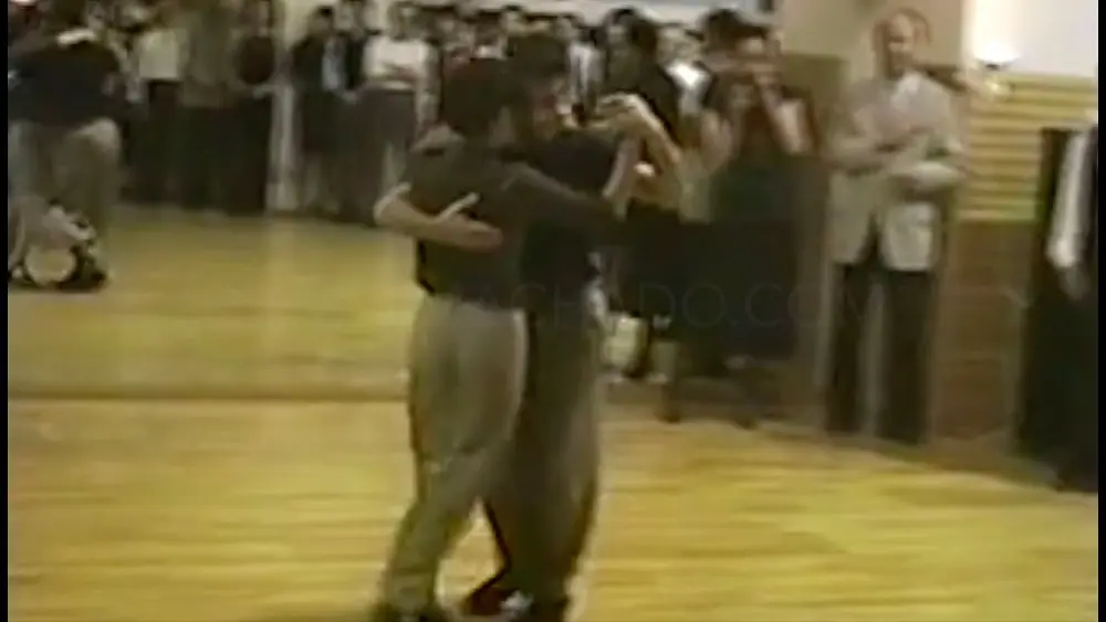 Video thumbnail for Tango ZORRO GRIS bailan Lucas Galera y Sabrina Morales, Tokyo 1999