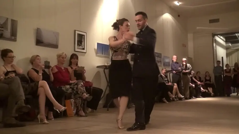 Video thumbnail for Tangowals Sebastian Acosta & Laura D'Anna @ Tangorrion Gent