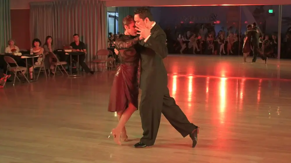 Video thumbnail for Miriam Larici and Leonardo Barrionuevo at Lead & Follow Milonga 2/3