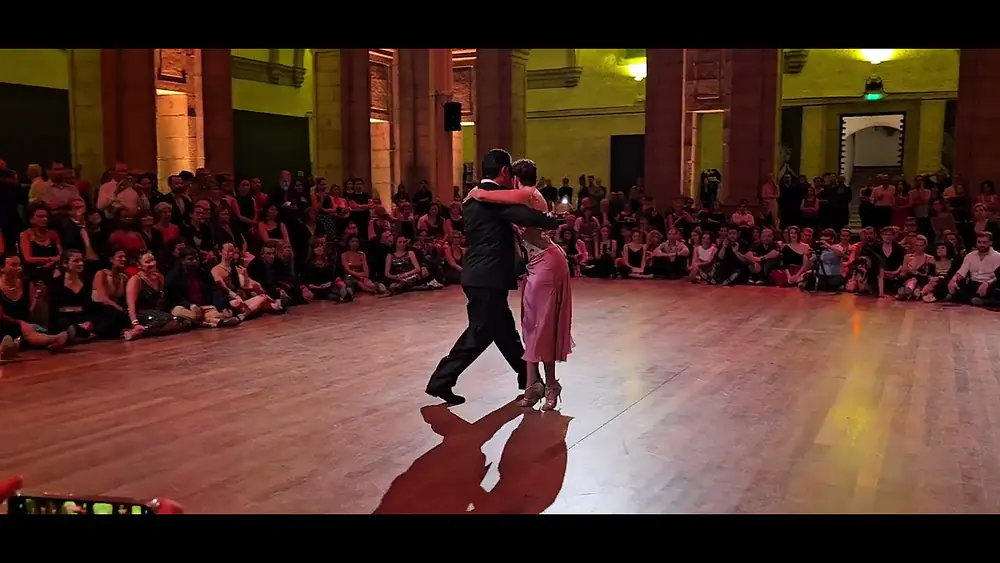 Video thumbnail for Ruben y Sabrina Veliz no 17th Porto Tango Festival on 09/03/24 - 1/5. Di Sarli-Dónde Estás