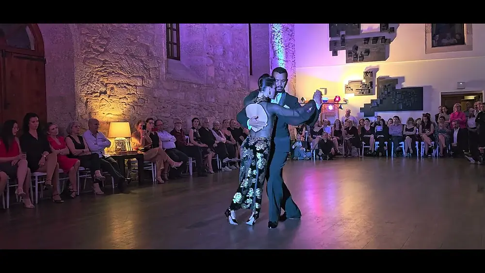 Video thumbnail for Carlos Santos David e Mirella em 18/02/23, no VIII Compostela Tango Festival - 1/4