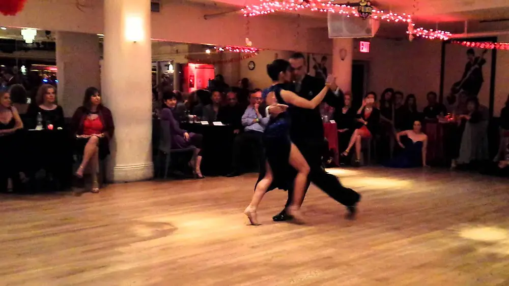 Video thumbnail for Argentine Tango:Junior Cervila and Guadalupe Garcia - Todo