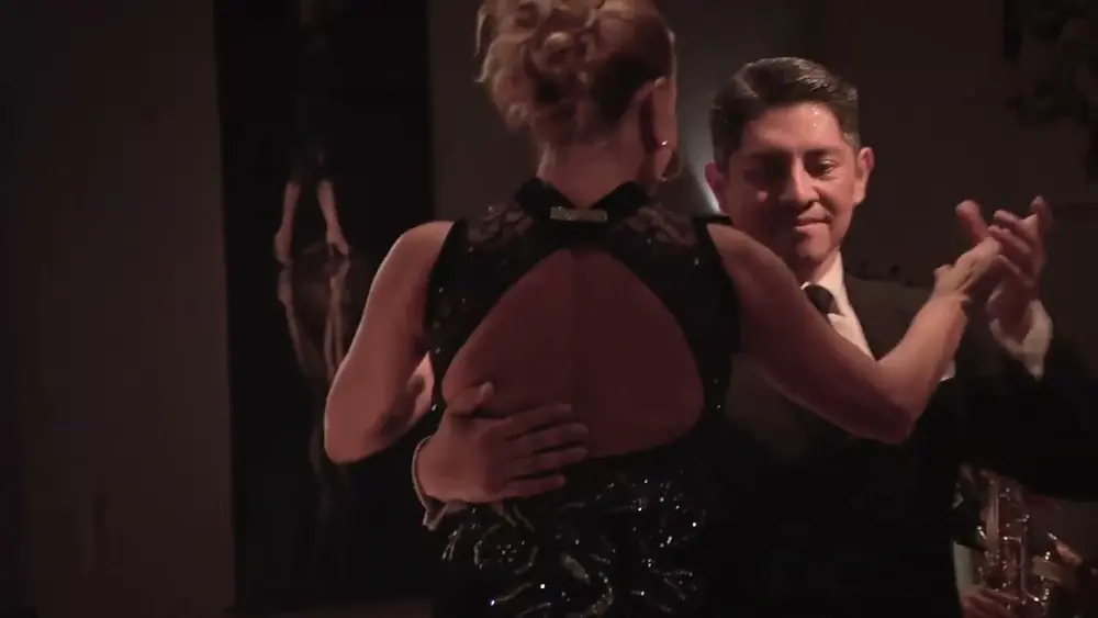 Video thumbnail for Por una Cabeza Martha Giorgi y Pablo Martínez & Lisa Saxo en milonga Parakultural- Canning-11-2-22