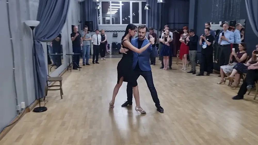 Video thumbnail for Tango Vals: Patadas, elastic, front boleo | Mikhail Tchudin - Elvira Kashkarova
