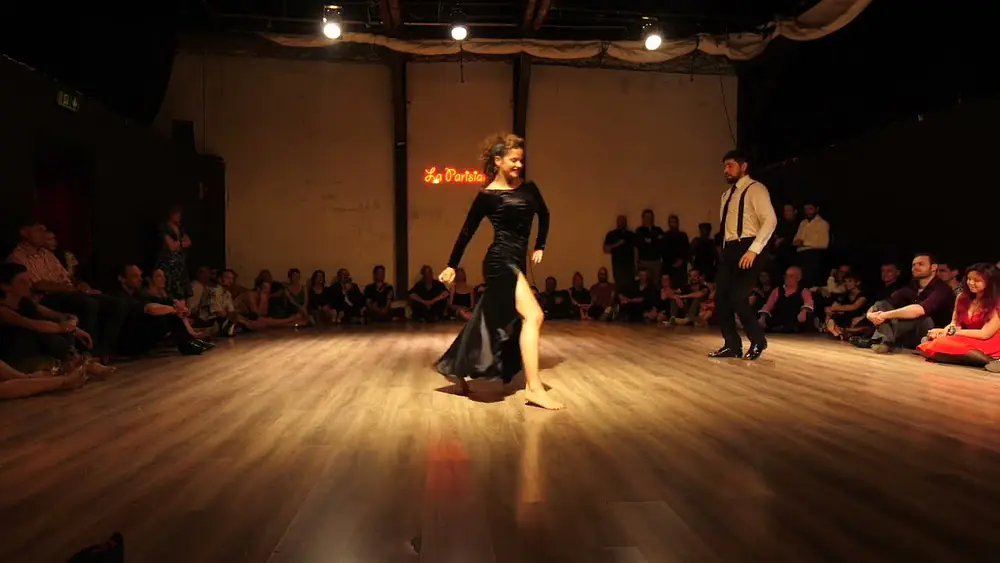 Video thumbnail for 4/5 Agostina Tarchini & Sebastian Jimenez 06 05 2022 à La Parisiana Milonga