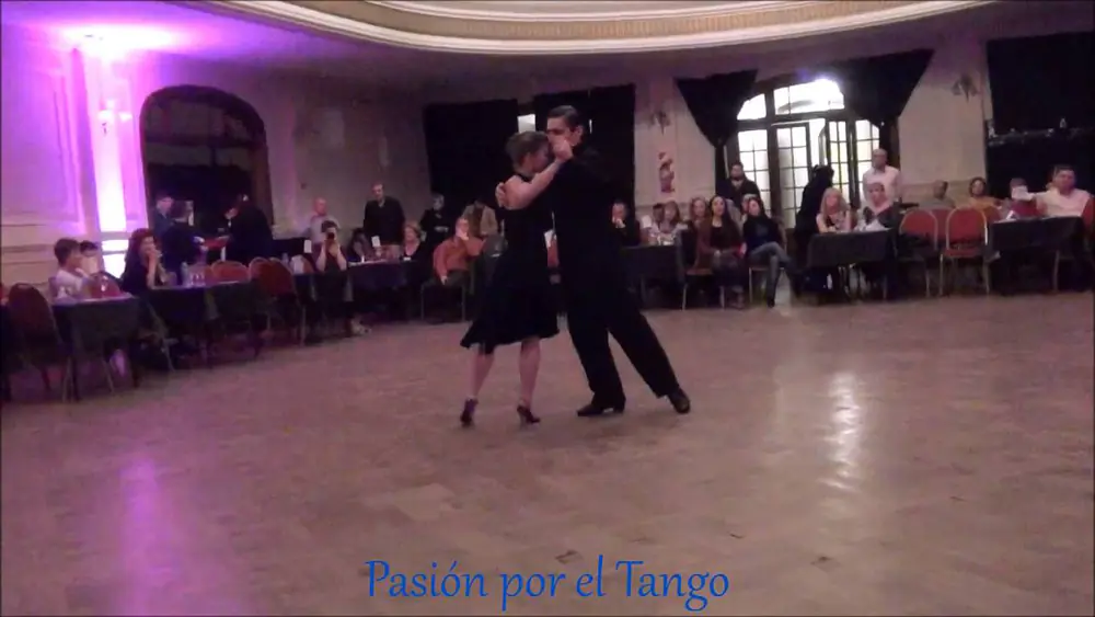 Video thumbnail for CAMILA FONTAN y MATÍAS DÍAZ Bailando el Tango YA LO VES en la Milonga LA MILONGUITA