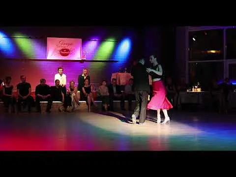 Video thumbnail for Veronica Toumanova & Asya Moiseeva - d'Arienzo (2/4), Milonga Crema, Essen