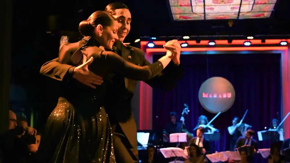 Video thumbnail for Suyay Quiroga y Jonny Carvajal, Campeones Mundiales Tango Pista 2023 -La Espuela