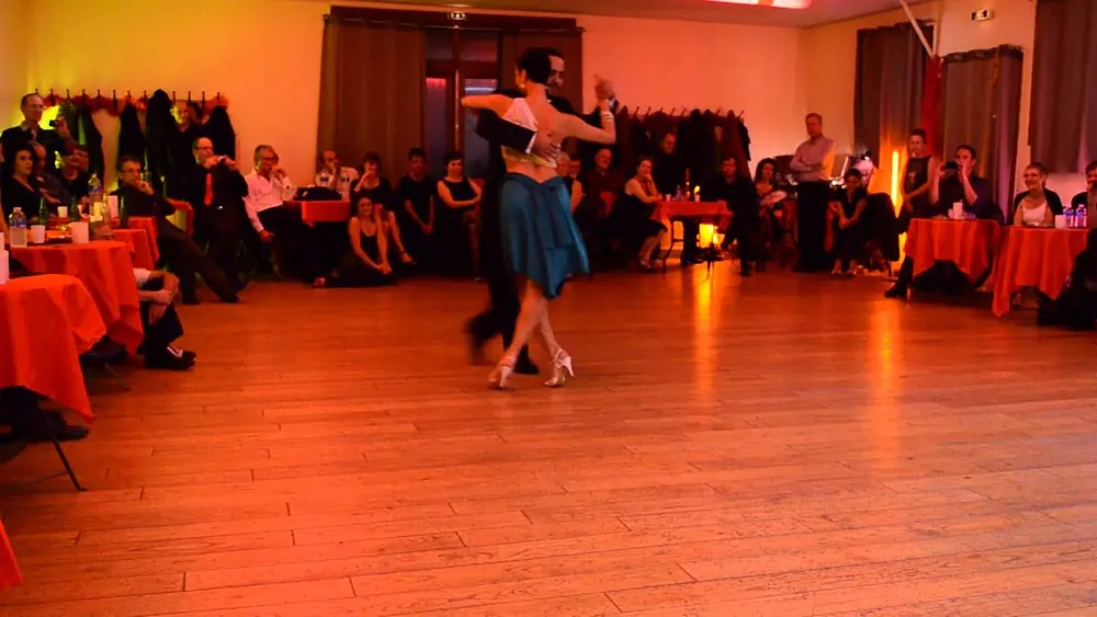 Video thumbnail for Maria Filali y John Zabala 2/4 Tango Farabute (Poitiers) 13/12/2014