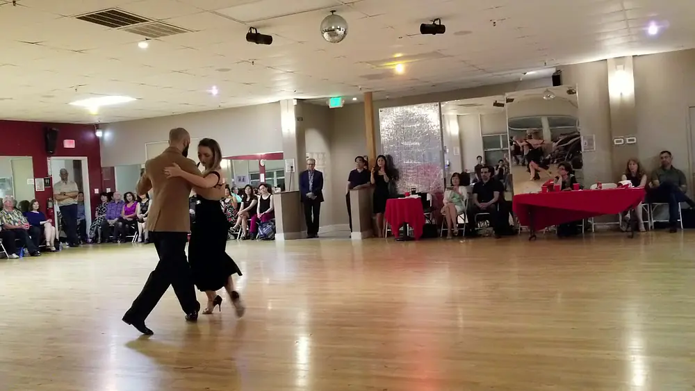 Video thumbnail for Lorena Gonzalez & Gaston Camejo @ Dance Blvd on March 29, 2019 (1 of 3)