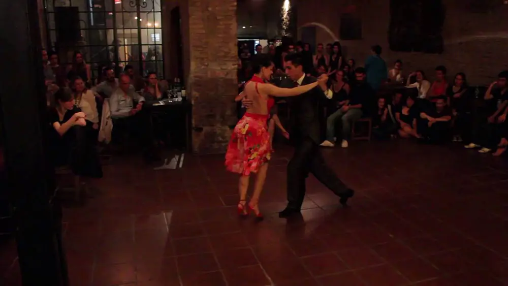 Video thumbnail for Krishna Olmedo y Yasmina Mamana - 17/9/2016 - La Cachivachería 4/4