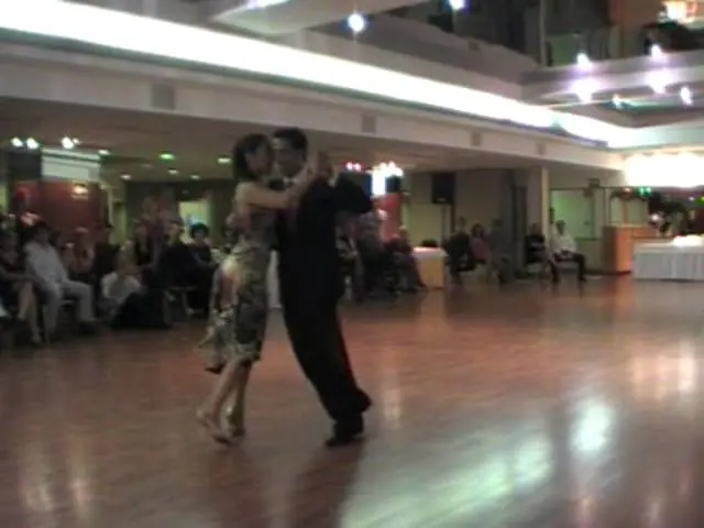 Video thumbnail for IX Encuentro de Aficionados al Tango 2011 Christian Marquez - Virginia Gomez_5/7.mpg