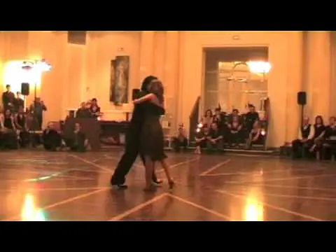 Video thumbnail for Sebastian Arce y Mariana Montes bailando una Milonga en Zaragoza