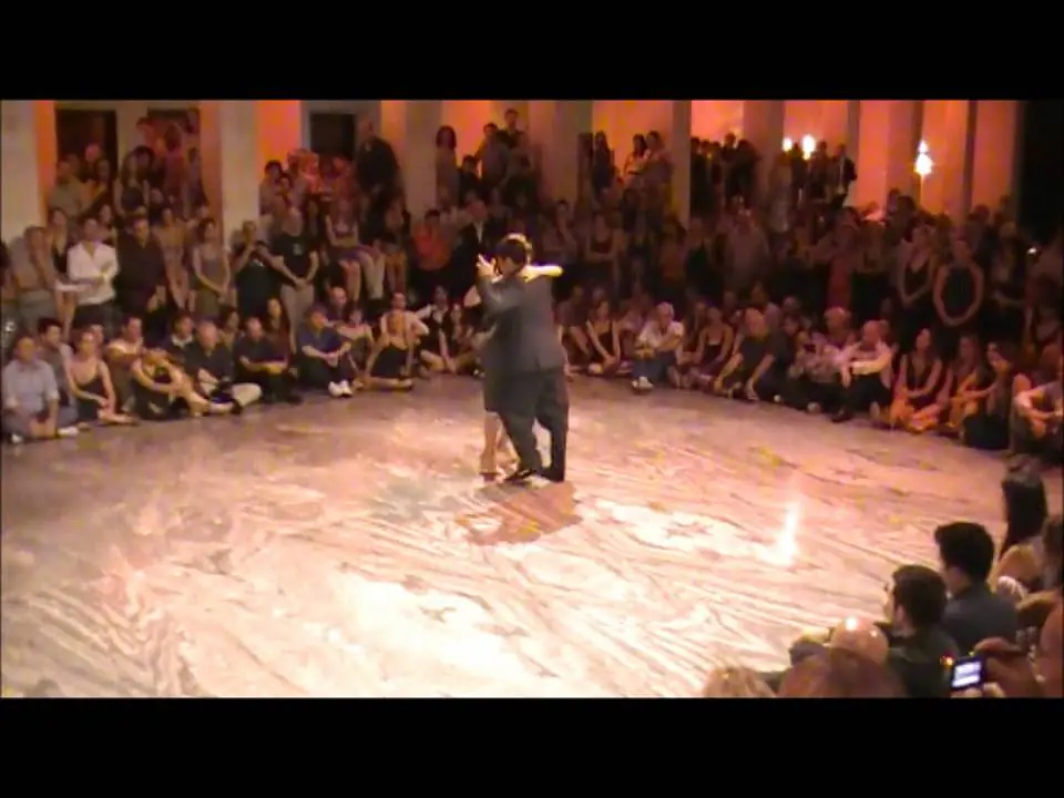 Video thumbnail for RTM 7 SALONE DELLE FONTANE CARLITOS ESPINOZA Y NOELIA HURTADO QUINTA ESIBIZIONE