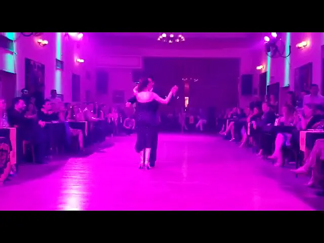 Video thumbnail for Agustin Rojas y Victoria Olivella - Meta fierro - D' Arienzo - Echague
